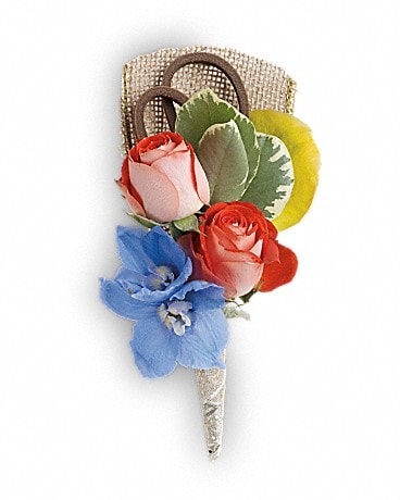 Barefoot Blooms Boutonniere Boutonniere