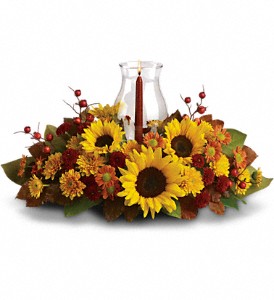 Sunflower Centerpiece in Kentwood LA, Glenda's Flowers & Gifts, LLC