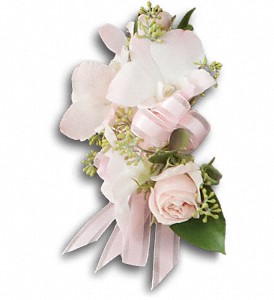 Beautiful Blush Corsage in Kentwood LA, Glenda's Flowers & Gifts, LLC