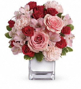 Teleflora's Love That Pink Bouquet with Roses in Kentwood LA, Glenda's Flowers & Gifts, LLC