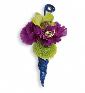 Evening Electric Boutonniere in Kentwood LA, Glenda's Flowers & Gifts, LLC